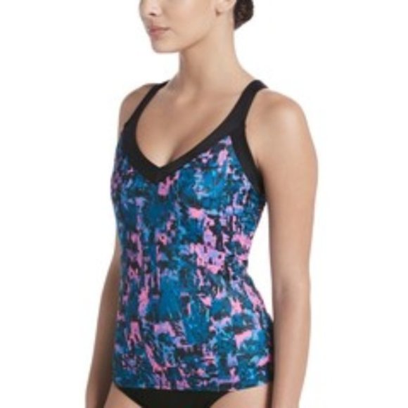 Nike Fire V-Neck Laser Fuchsia Tankini Top NWT M - Picture 2 of 3